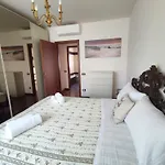 Magnolia - Immobili E Soluzioni Rent Lägenhet Bergamo